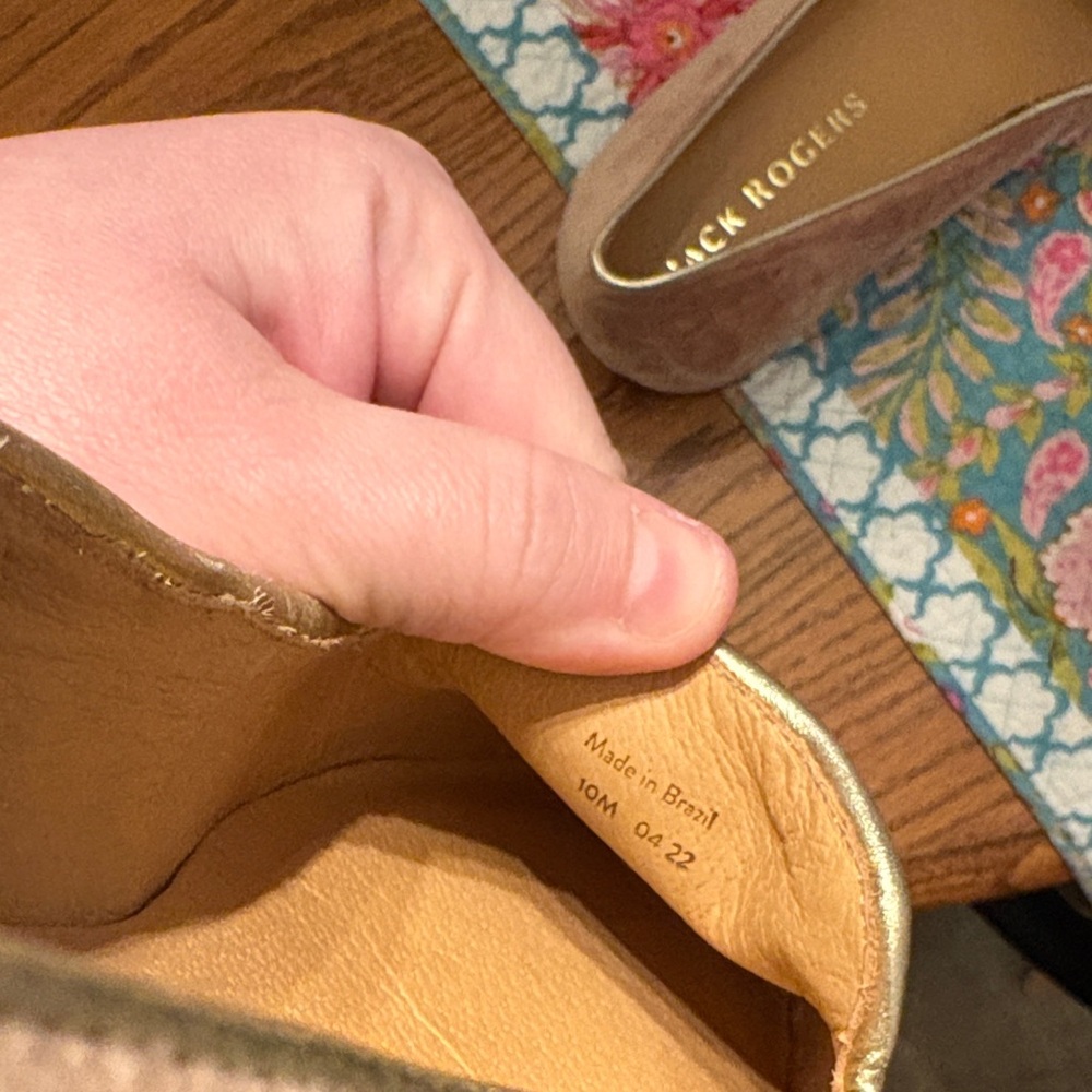 Jack Rogers mauve Velvet Loafers with Dachshund Design - Picture 6 of 6